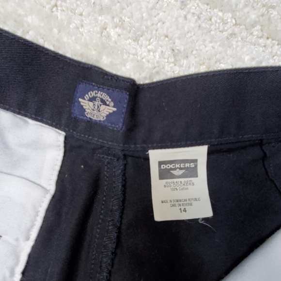 DOCKERS HIGH WAISTED SHORTS 14/32 waist - Picture 3 of 3